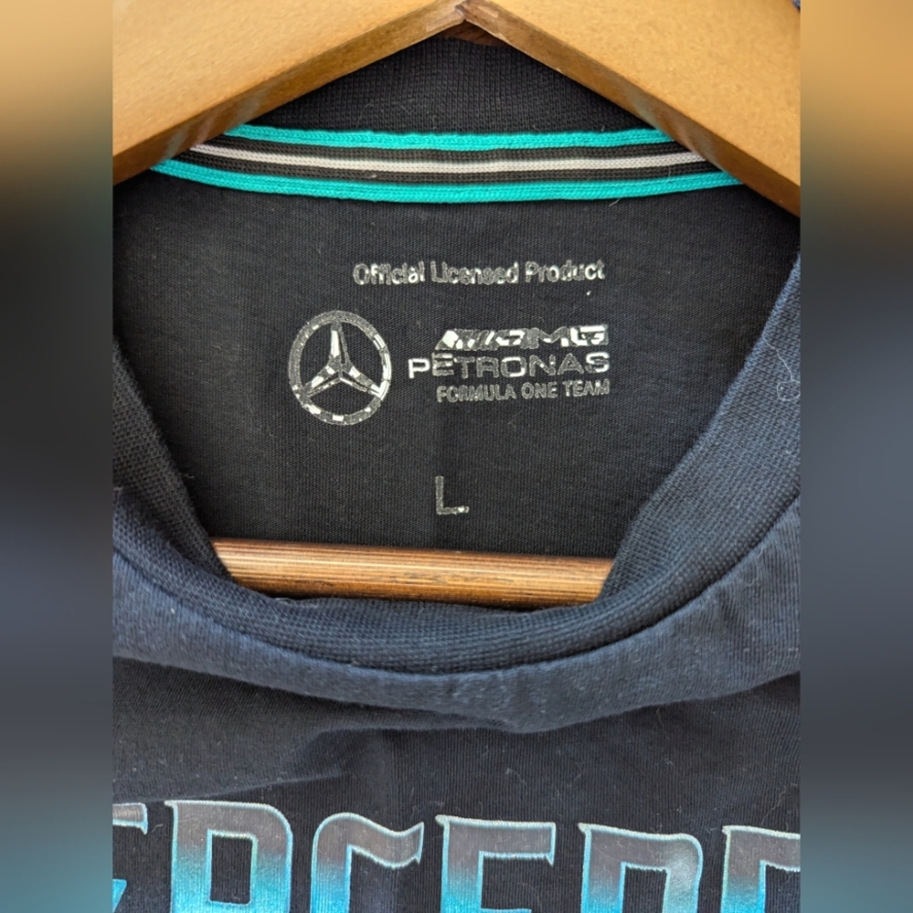 Mercedes F1 Petronas Tee size Large - Picture 6 of 6